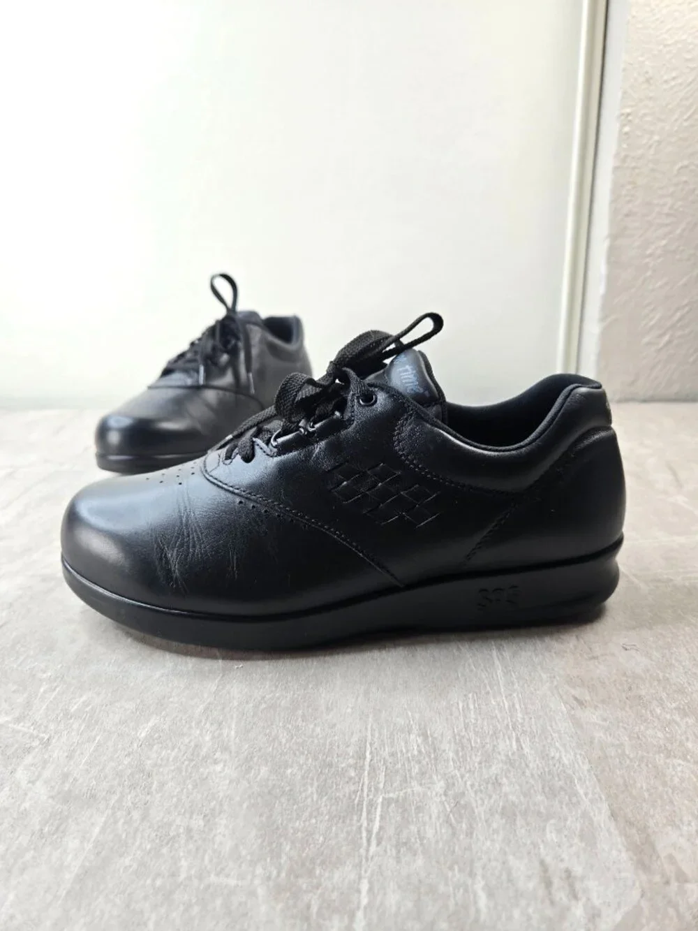 SAS Comfort Walking Sneakers Size 7.5 Wide Fit Black Leather Lace Up Work Shoes